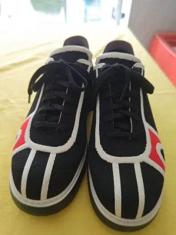 CAMPER 스니커즈 블랙/레드/화이트