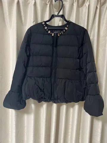 STRAWBERRY-FIELDS 블랙 다운 자켓