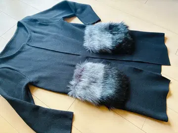 블랙 퍼 가디건