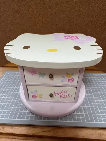 헬로키티 소품함 2단