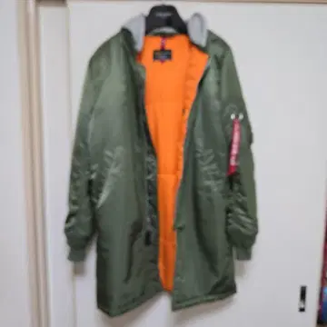 알파인더스트리 자켓