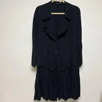 INTERLNEAIRE 블랙 프릴 원피스 자켓