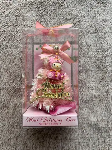 레어 헬로키티 크리스마스 트리 베어키티