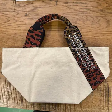 레오파드 무늬 스트랩 토트백