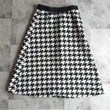 울 혼방 스커트 종아리 기장 하운드투스 패턴 고급 A라인 플레어 월드제