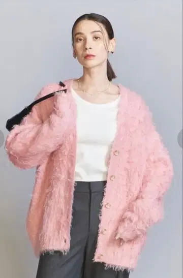 샤기 자카드 V넥 가디건