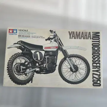 타미야 야마하 모토크로스 YZ250 1/6 스케일