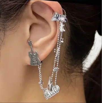 Ado 5th Anniversary 팝업 스토어 이어커프