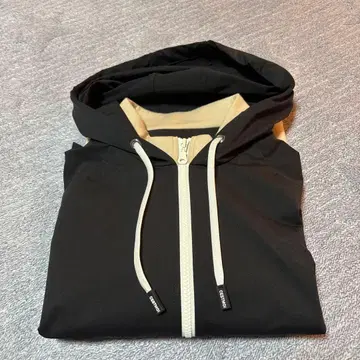 세모아주 후드 부착 후드티