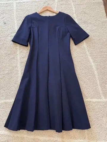 CELFORD 셀포드 네이비 플레어 원피스 새상품급