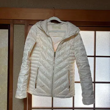MICHAEL KORS 화이트 다운 자켓
