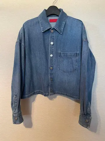 이번 시즌 23구 RED CARD 데님 자켓