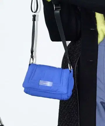 MAISON SPECIAL 미니필로우백