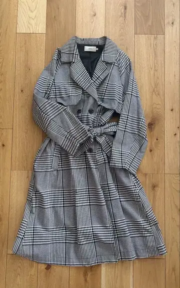 AZUL 체크 무늬 트렌치코트 M