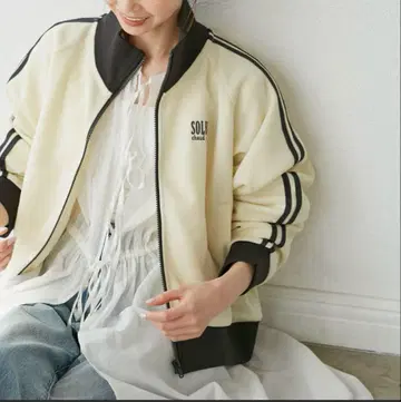 [ 시착만 한 상품 ] ROPE PICNIK 트랙 자켓