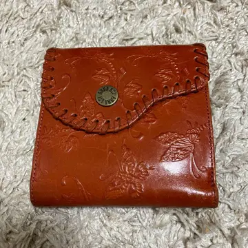 ANNA SUI 투톤 가죽 나비 모양 지갑