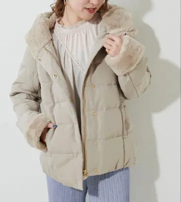 Discoat/디스코트 후드 부착 다운 자켓