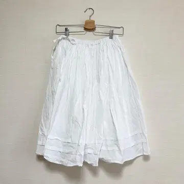 GIUNON 플러피 턱 스커트