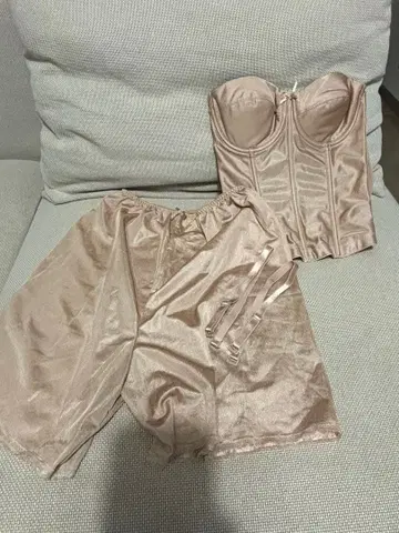 ELISIR 베이지 코르셋 브라이덜 이너 D65