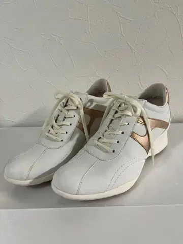 수회 사용 호킨스 스포츠 화이트 스니커즈 24.0cm