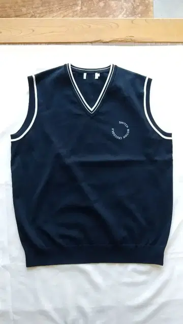 미사용 새상품 스위치 모션 크로커다일 남성용 베스트