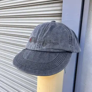 챔피온 챔피온 데님 색빠짐 로고 캡 모자