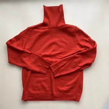 유니클로 캐시미어 100% 터틀넥 스웨터 오렌지 주홍색