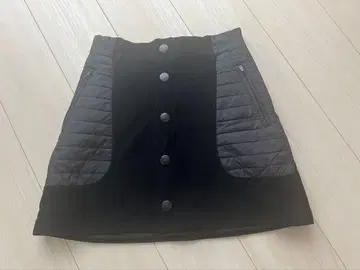 MARK&LONA 블랙 A라인 스커트 38 사이즈 M