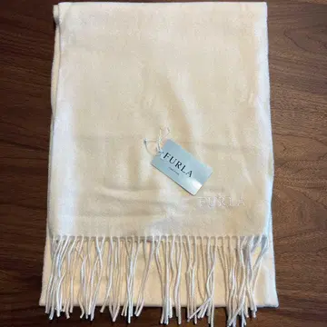 FURLA 머플러 화이트