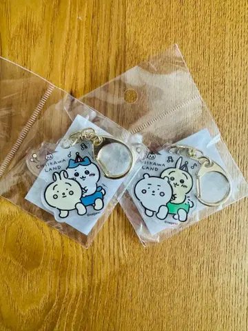 치이카와 랜드 쁘띠 아크릴 키링 치이카와 토끼 하치와레 삐뽀뽀