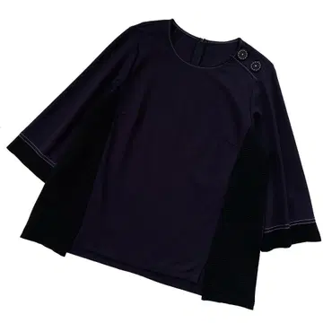 미사용품 레리안 최근 모델 니트 절개 상의 17+ 빅 사이즈