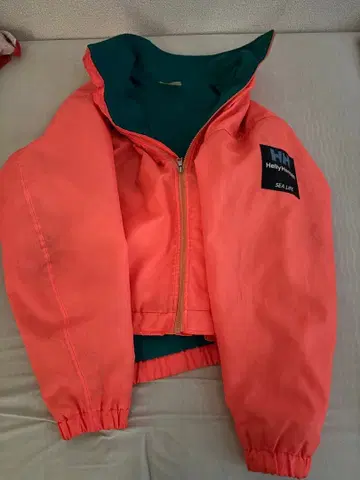 Helly Hansen 핑크 자켓