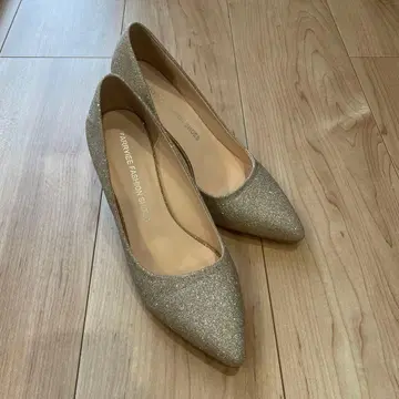 새상품급 글리터 골드 스틸레토 하이힐 22.5cm