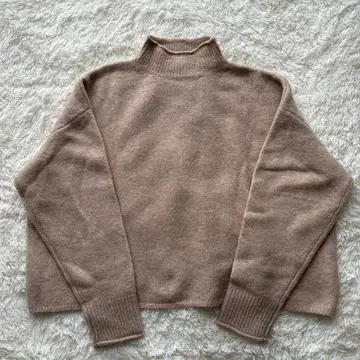 휴일과 시 울 야크 하이넥 스웨터 베이지 오버 사이즈