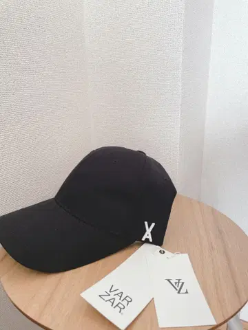 VARZAR Matte stud over fit ball capblack