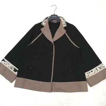 컨디션 최상 레오나르 니트 가디건 겉옷 꽃무늬 트림 LL 빅 사이즈