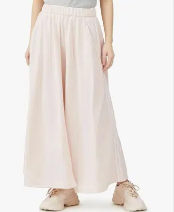 adidas 루즈핏 더블 니트 스커트