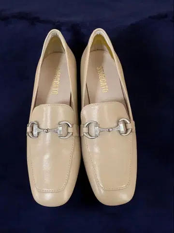 STACCATO 베이지 로퍼