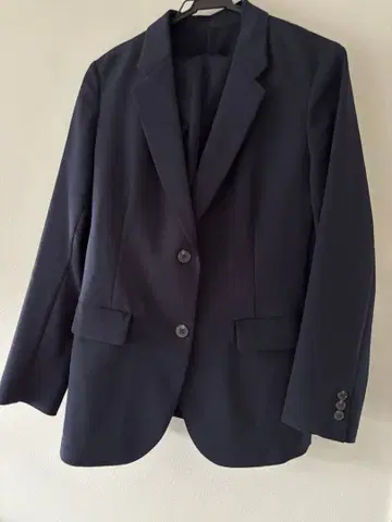UNIQLO 새상품급 네이비 수트