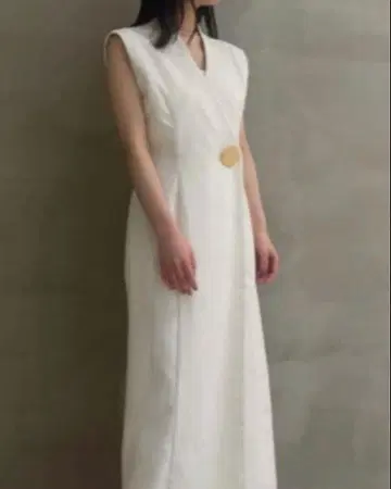 snidel 화이트 슬리브리스 롱 원피스