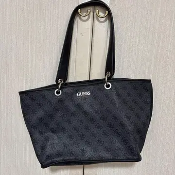 GUESS 블랙 토트백