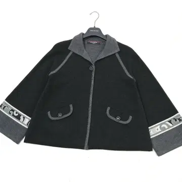 레오나르 니트 가디건 겉옷 꽃무늬 트리밍 M 루즈핏 블랙