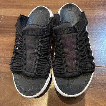 KEEN 아웃도어 샌들 블랙 24cm