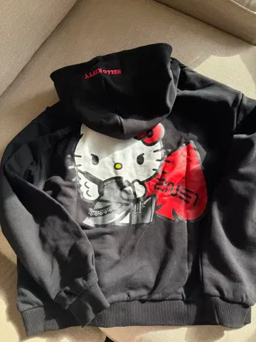 미사용 2NE1 헬로키티 콜라보 후디 M HELLO KITTY