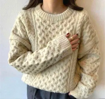 새상품급 CHELSEA 첼시 nugu 케이블 울 니트 프리 사이즈