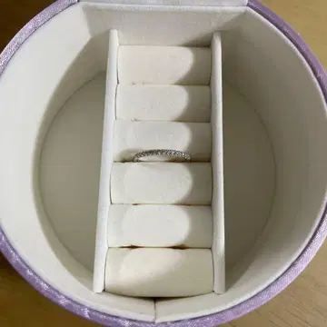 심플한 다이아몬드풍 반지