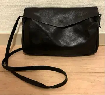 Encachette (앙카셰트) 가죽 파우치 숄더