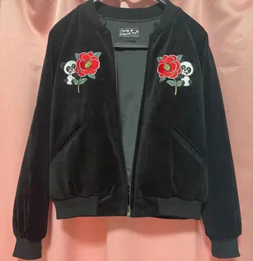 캔디스트리퍼 벨벳 스카잔 팬더 자수