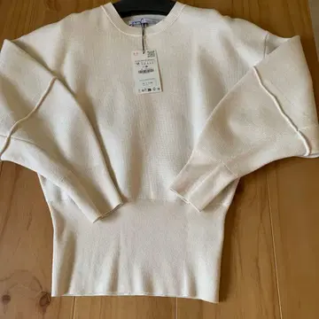 ZARA 아이보리 긴팔 니트 M 사이즈