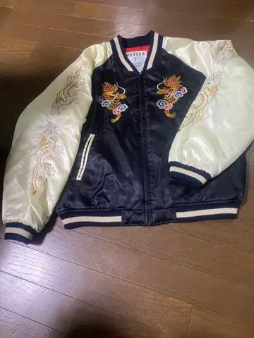 MODERN VOICE 용 자수 스카잔 프리 사이즈